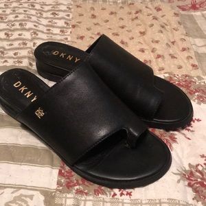 DKNY sandals sz 6.5